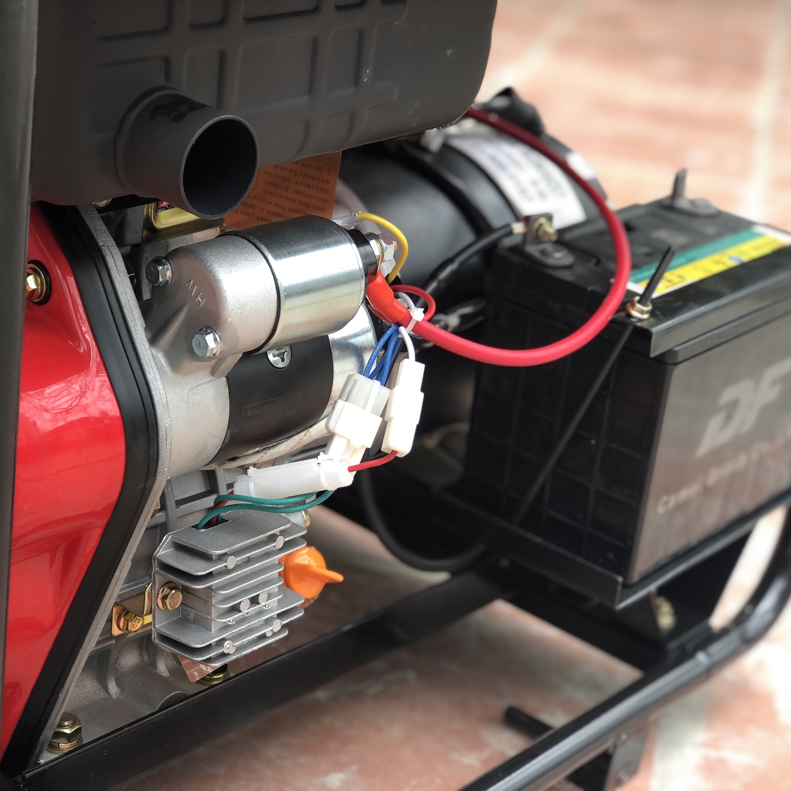 Máy Phát Điện Chạy Dầu Sumokama 5Kw SK6700E Đề 2