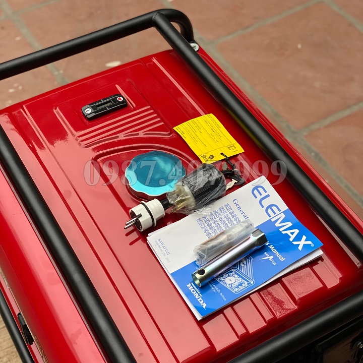 Máy Phát Điện Chạy Xăng Elemax 6.5KVA SH7600EXS