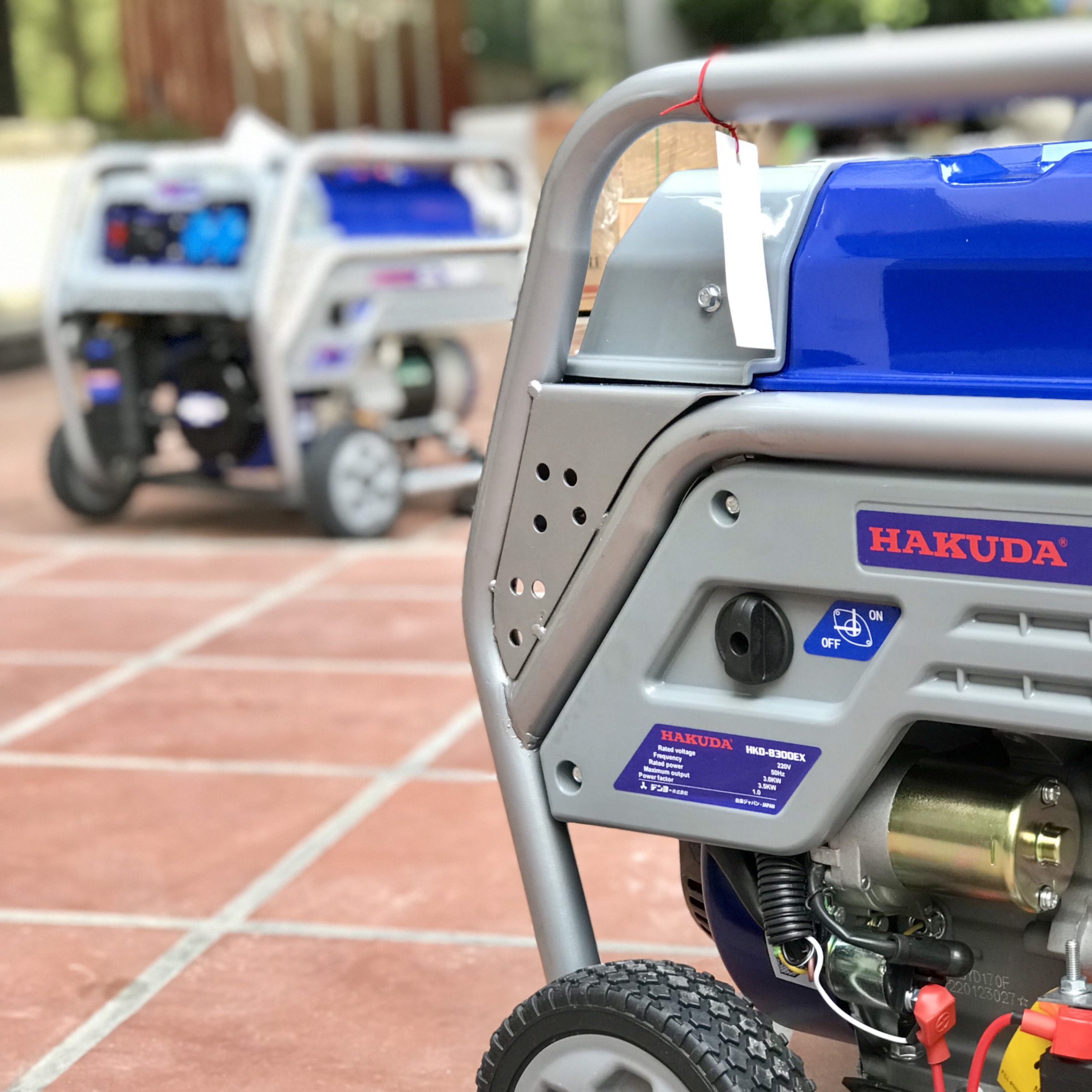 Máy Phát Điện Chạy Xăng Hakuda 3Kw HKD 8300EX