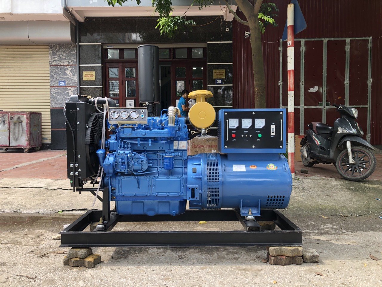 Máy Phát Điện Công Nghiệp 50Kw 3 Pha Chổi Than