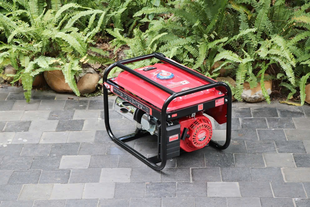 Máy Phát Điện Chạy Xăng Oshima 2Kw