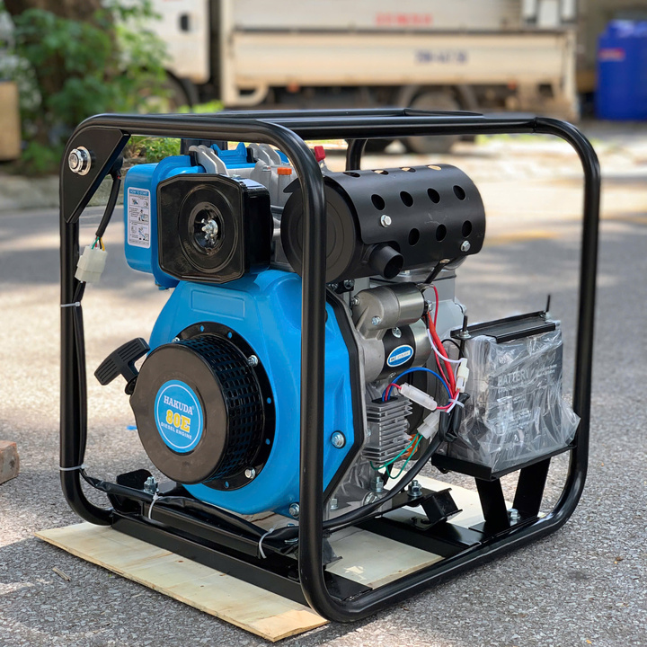 Máy Bơm Nước 4.5KW Hakuda Chạy Dầu HKD4500MBN80E Có Đề