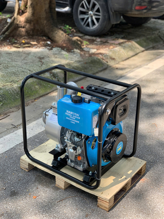 Máy Bơm Nước 4.5KW Hakuda Chạy Dầu HKD4500MBN80E Có Đề
