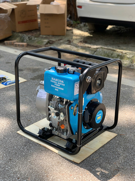 Máy Bơm Nước 4.5KW Hakuda Chạy Dầu HKD4500MBN80E Có Đề