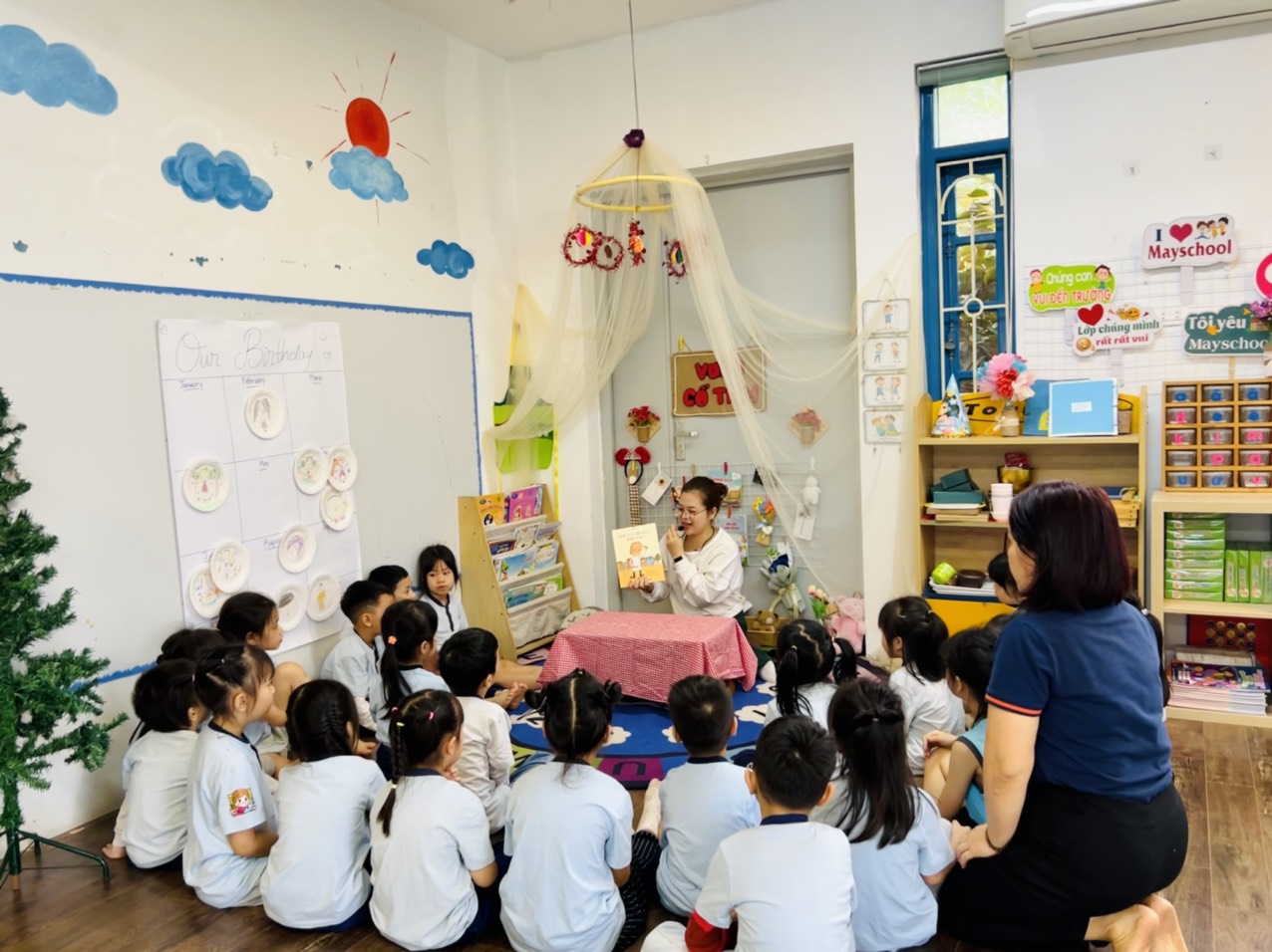 Có nên đọc sách cho trẻ tập nói?