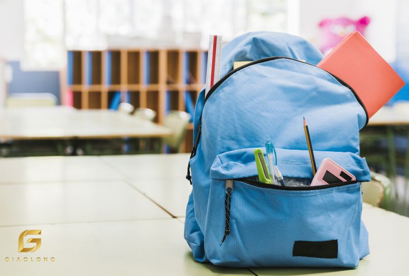 Balo chống gù là gì