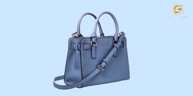 Quang sát phần da của mép túi