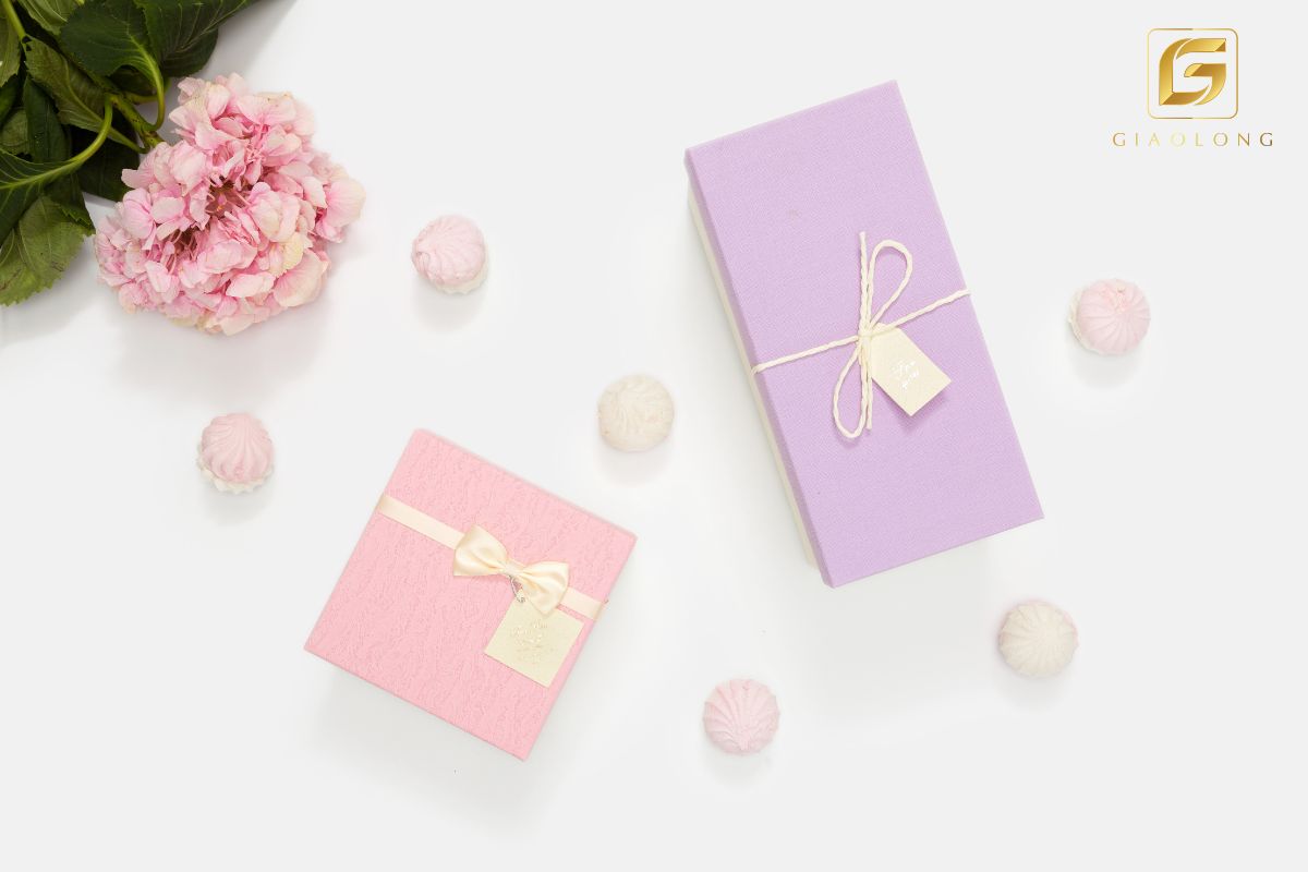 con gái thích được tặng quà gì