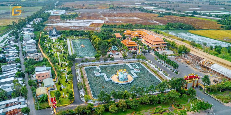 Địa điểm du lịch chùa Huỳnh Đạo