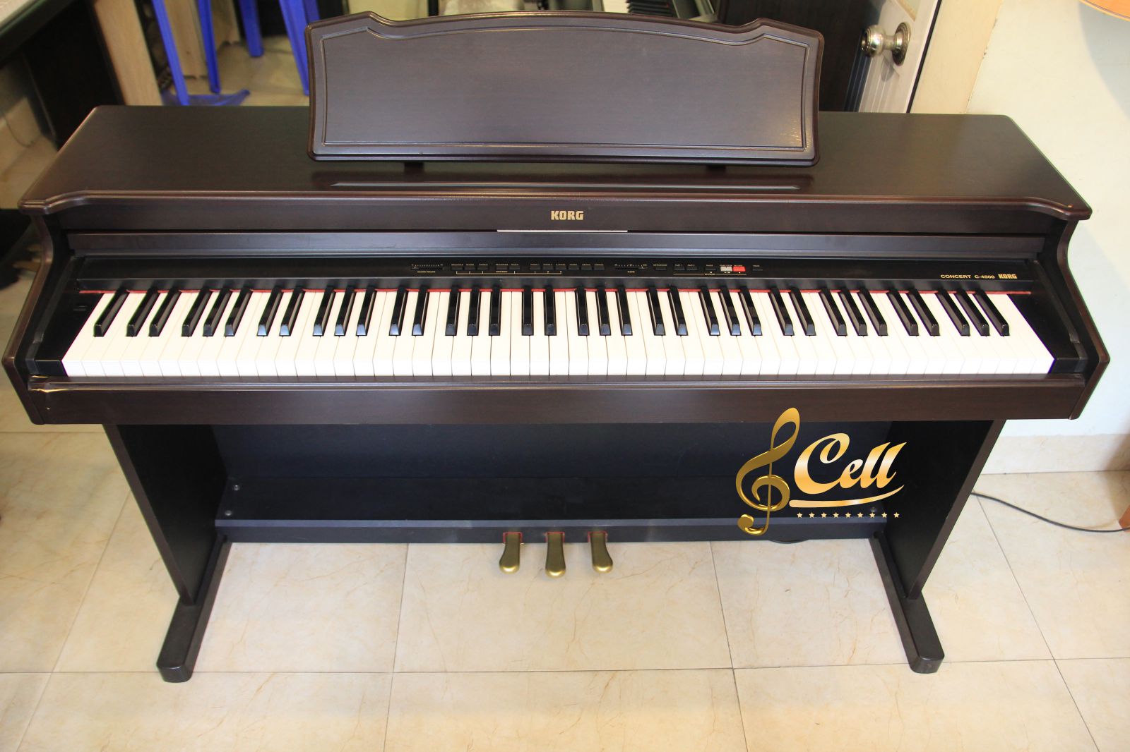 Piano điện Korg C4500