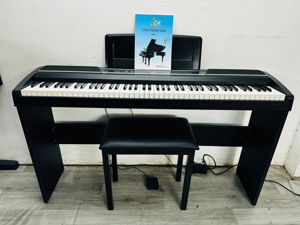 Piano Korg SP 170S tại Cell Piano
