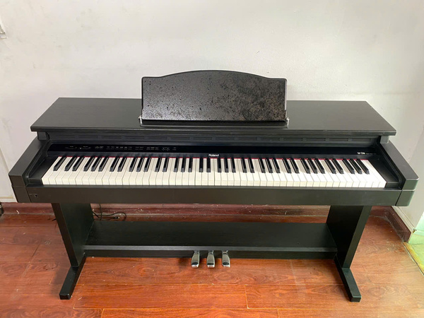 Piano_dien_Roland_HP2700