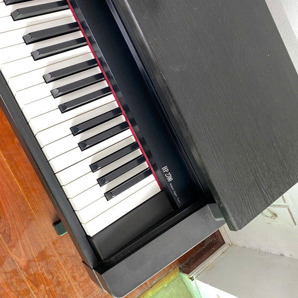 Piano_dien_Roland_HP2700