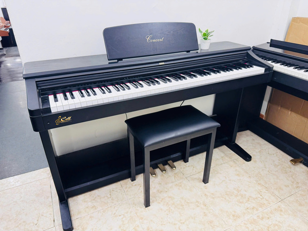 Piano điện Korg C35W