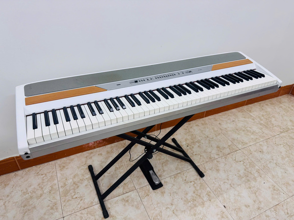 Piano điện Korg SP250