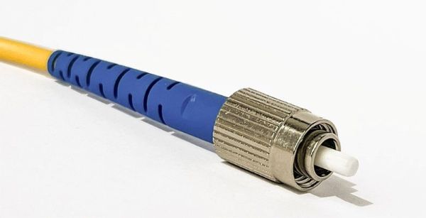 đầu nối cáp quang