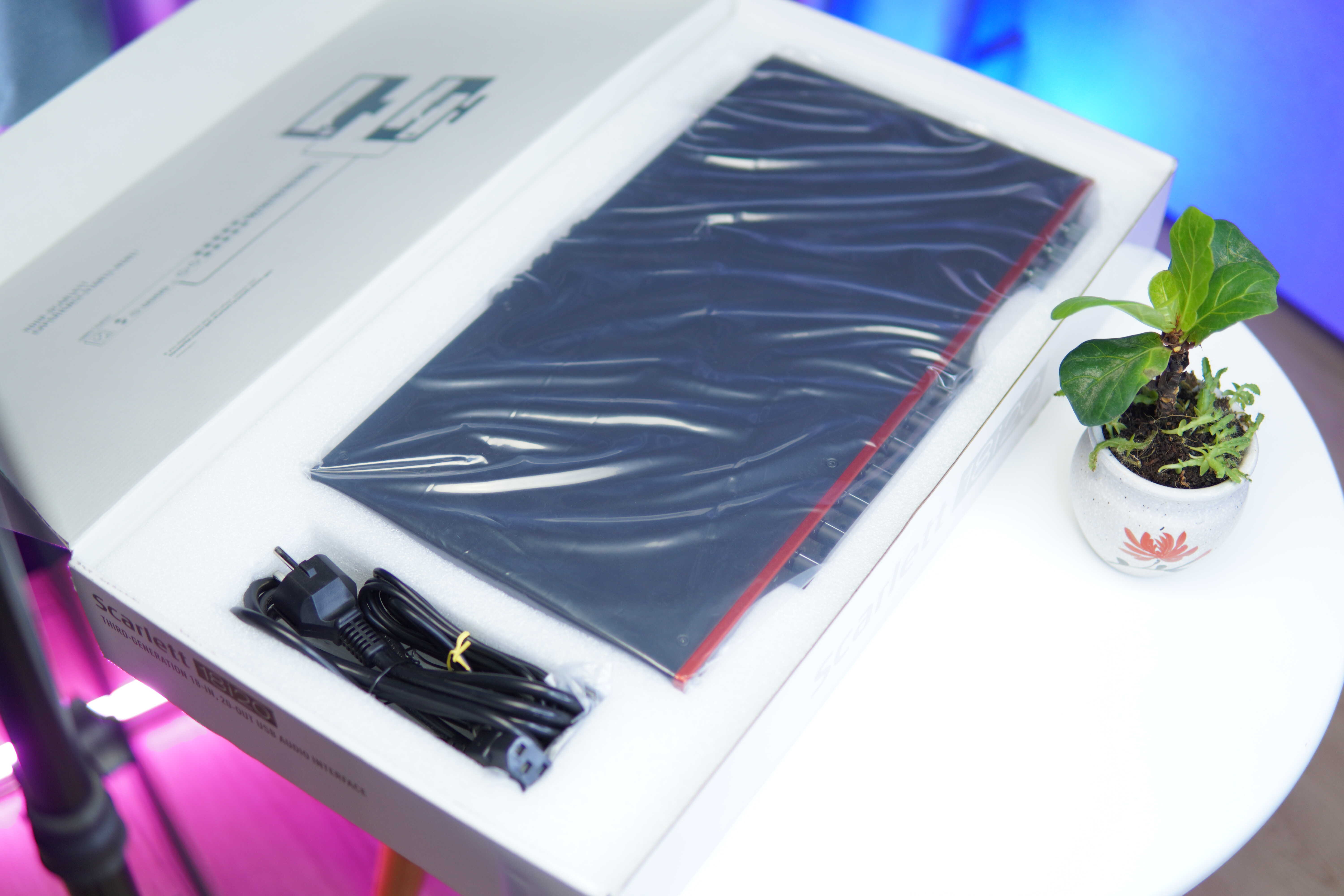 hinh anh thuc te Soundcard Focusrite 18i20a