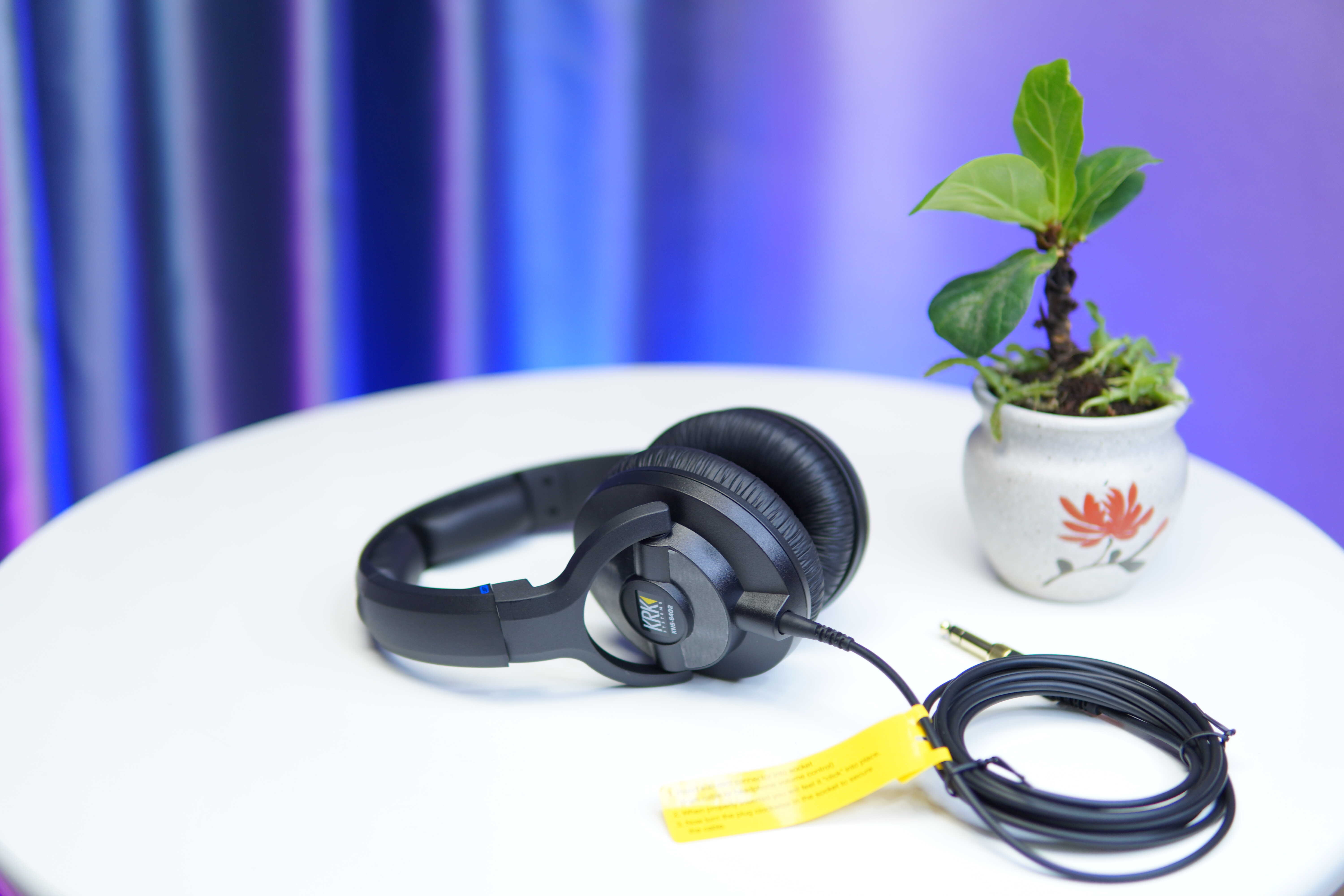 Tai nghe kiểm KRK KNS 6402