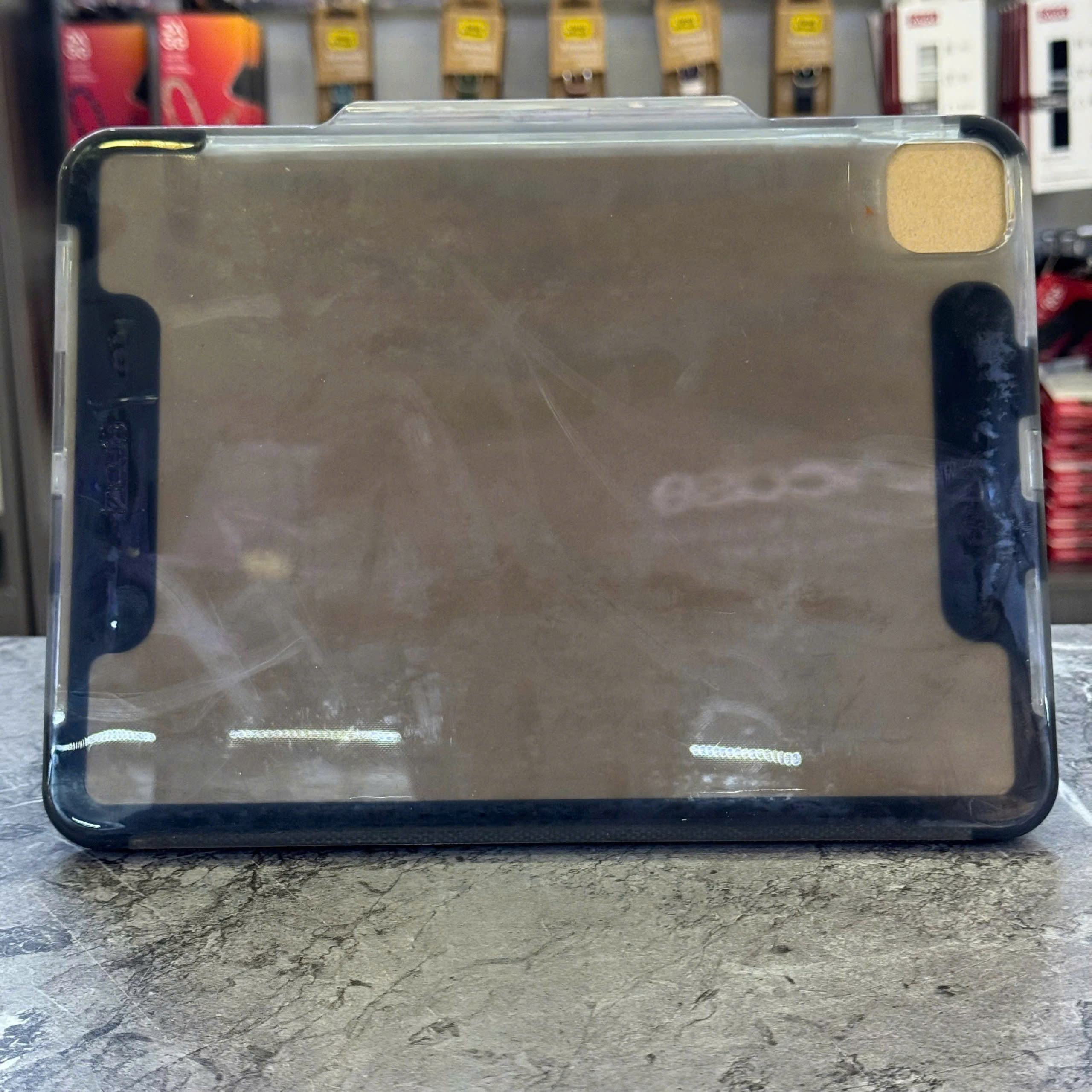 Likenew Ốp lưng GEAR4 D3O Brompton - iPad 10.9 - Folio Smoke