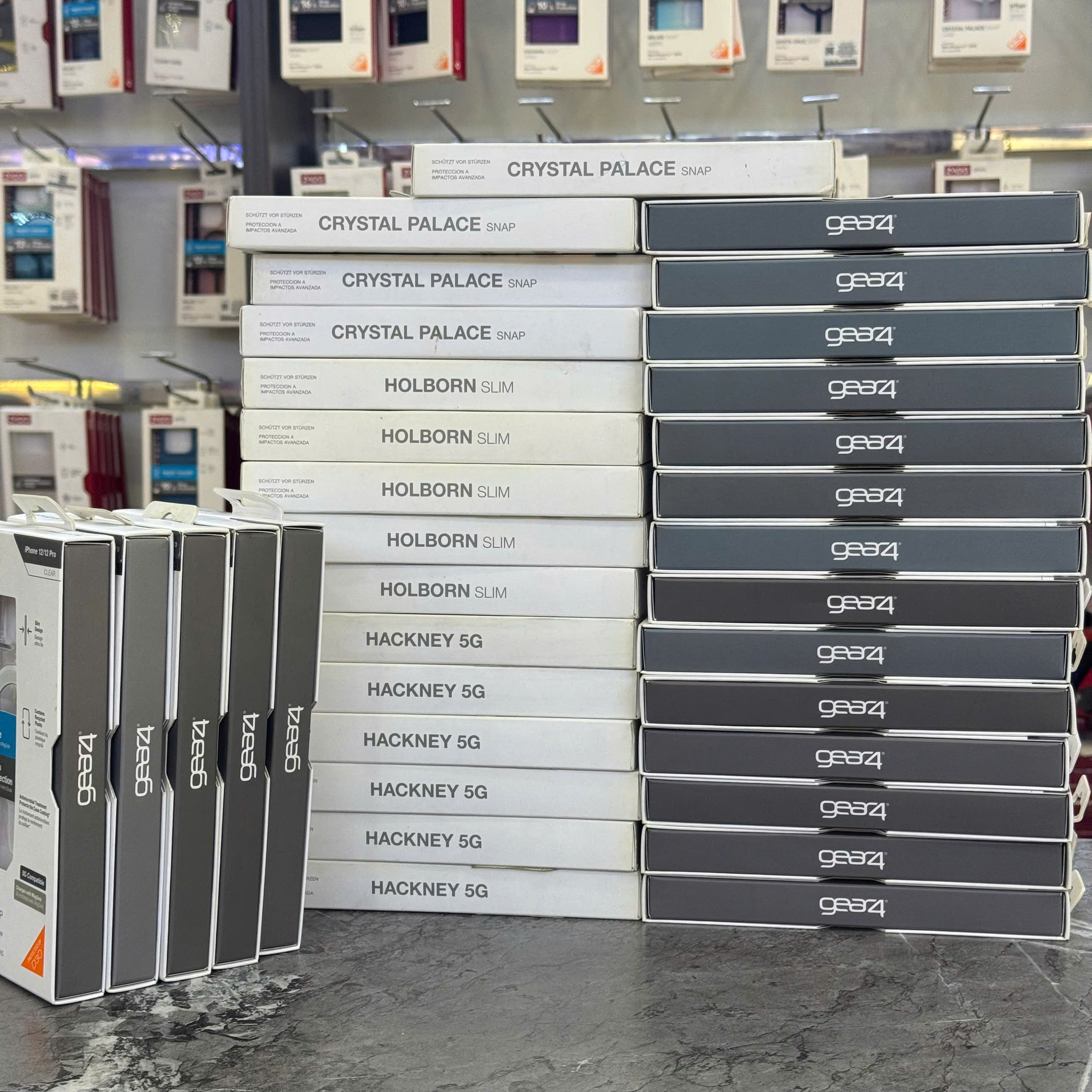 Ốp lưng Gear4 iPhone 12 Series