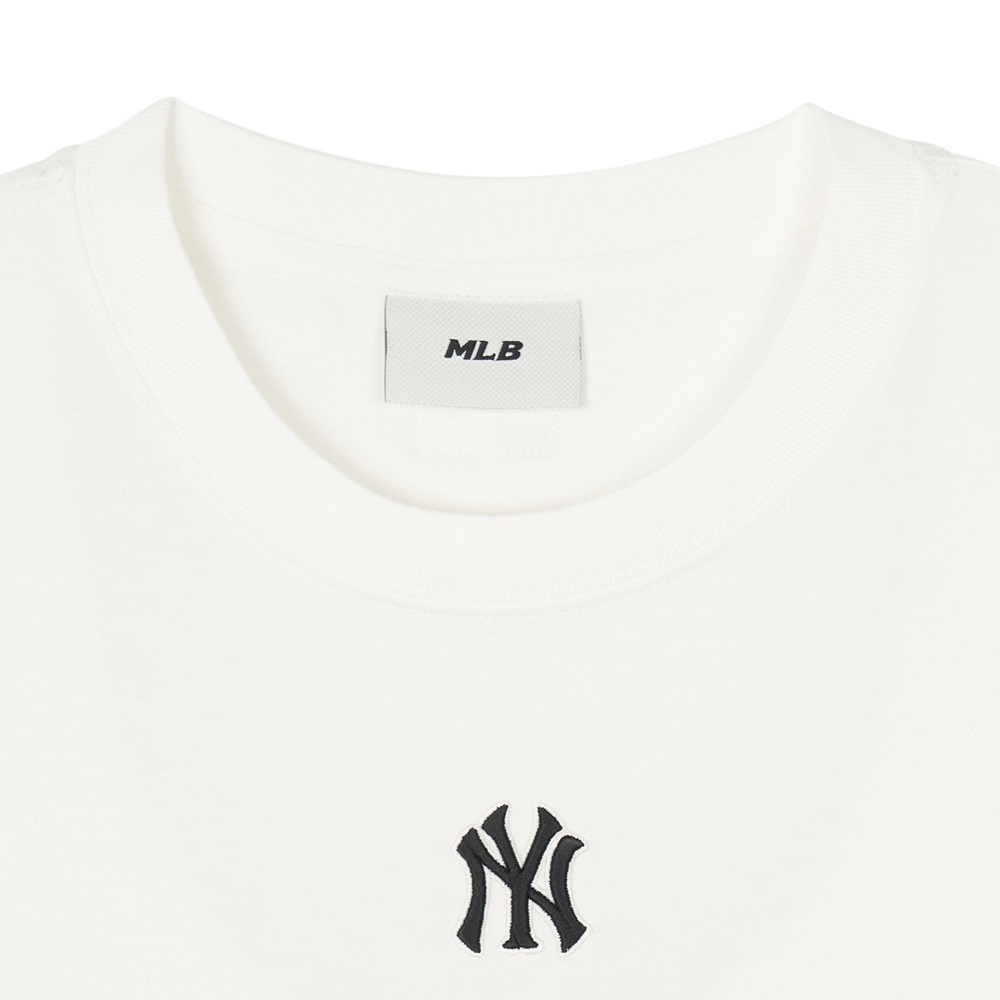 Áo Croptop MLB Korea Basic Small Logo New York Yankees Ivory