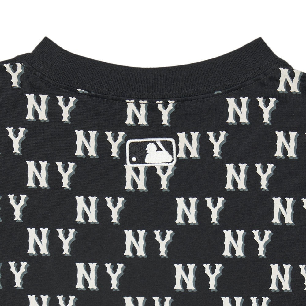 Áo Thun MLB Korea Classic Mono Front Pattern New York Yankees Black