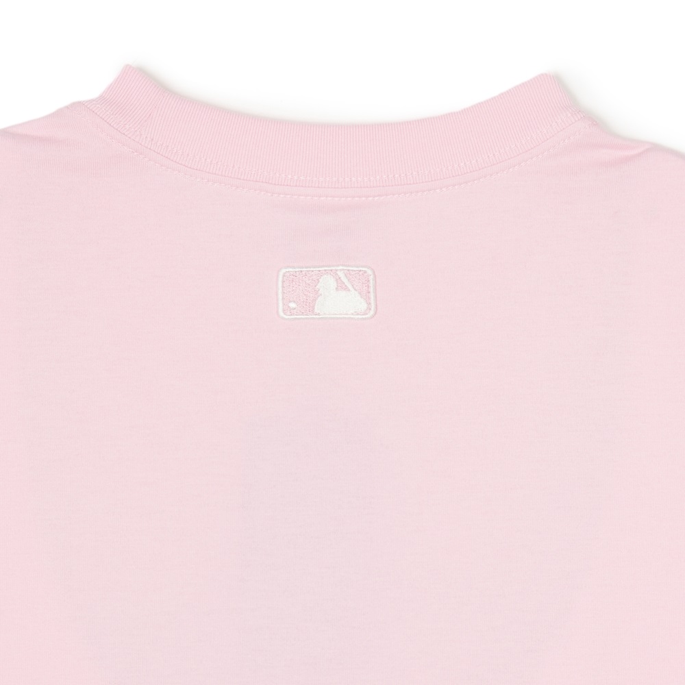 Áo Thun MLB Korea Summer Mega Bear Cleveland Guardians Pink