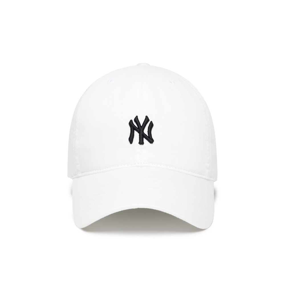 Nón MLB Rookie Unstructured Ball Cap New York Yankees White