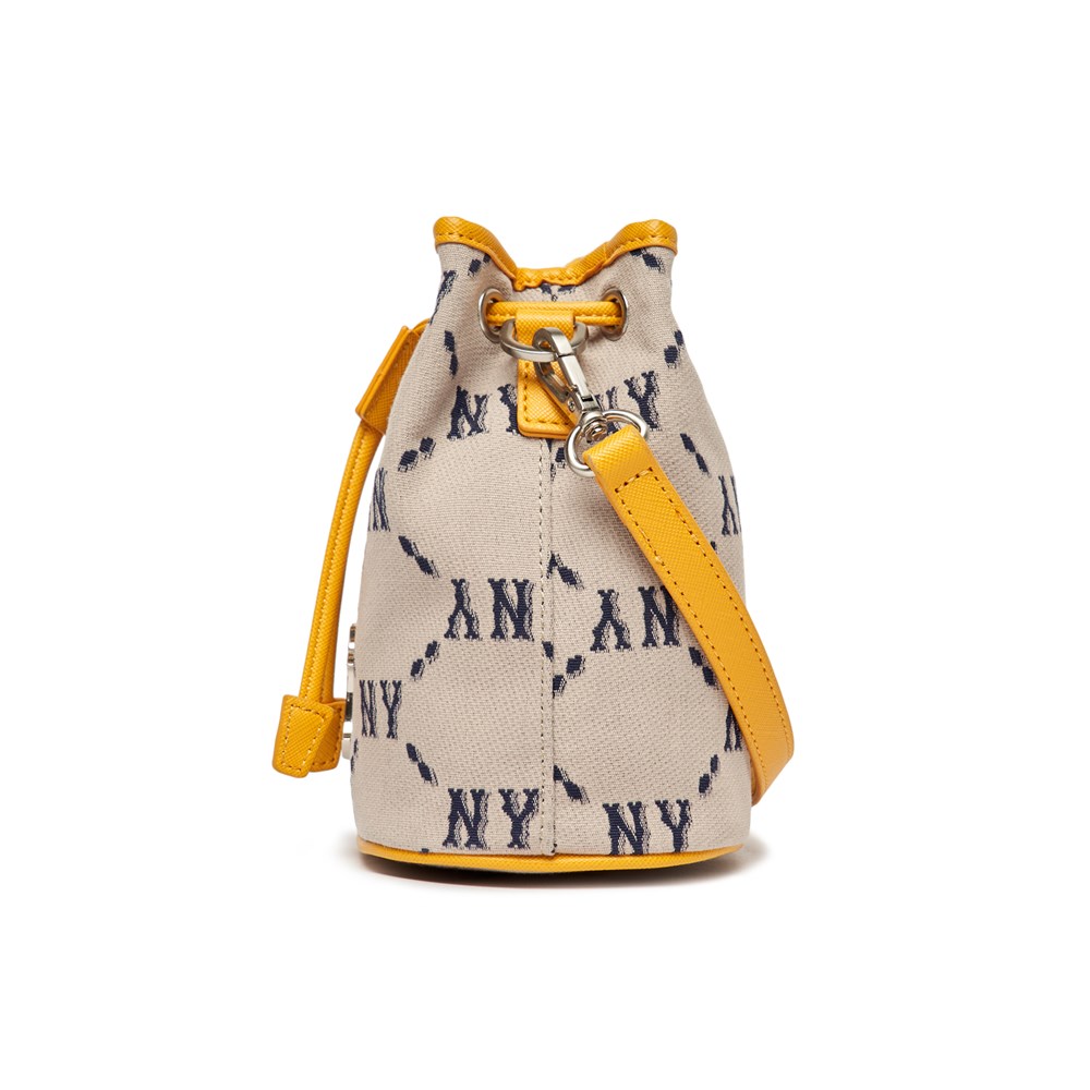 Túi MLB Dia Monogram Jacquard Mini Bucket Bag New York Yankees Beige