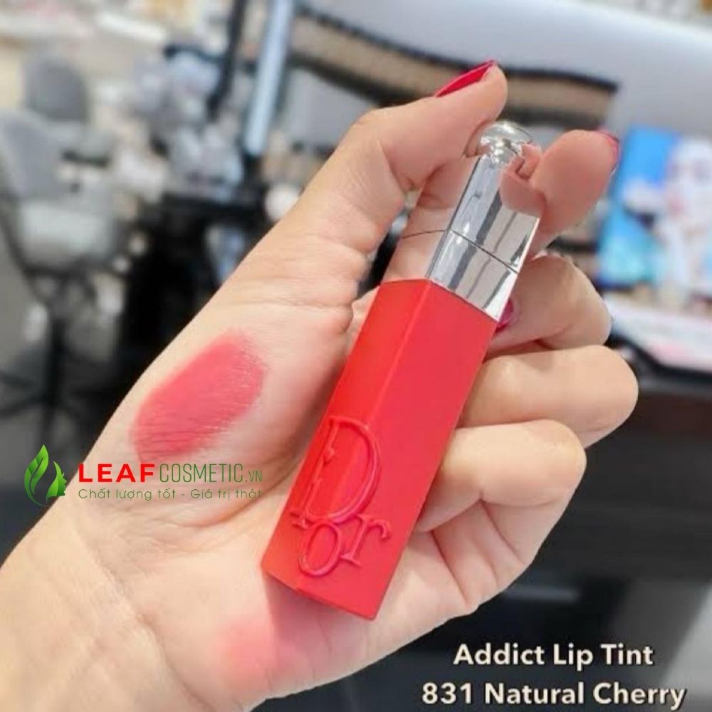 Swatch Son Dior Addict Lip Tint 831 Natural Cherry màu đỏ anh đào