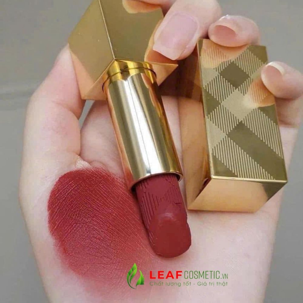 Swatch Son Burberry 93 Russet màu đỏ đất chuẩn