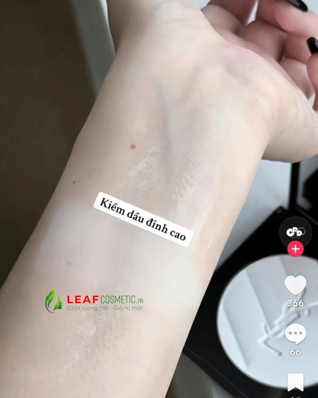 one Translucent - Không Màu của Phấn Phủ Nén YSL All Hours Hyper Finish Matte Powder