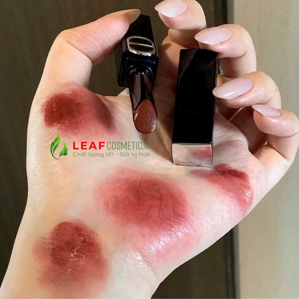 Màu son Dior 496 Berry Attitude Shine - Đỏ Berry