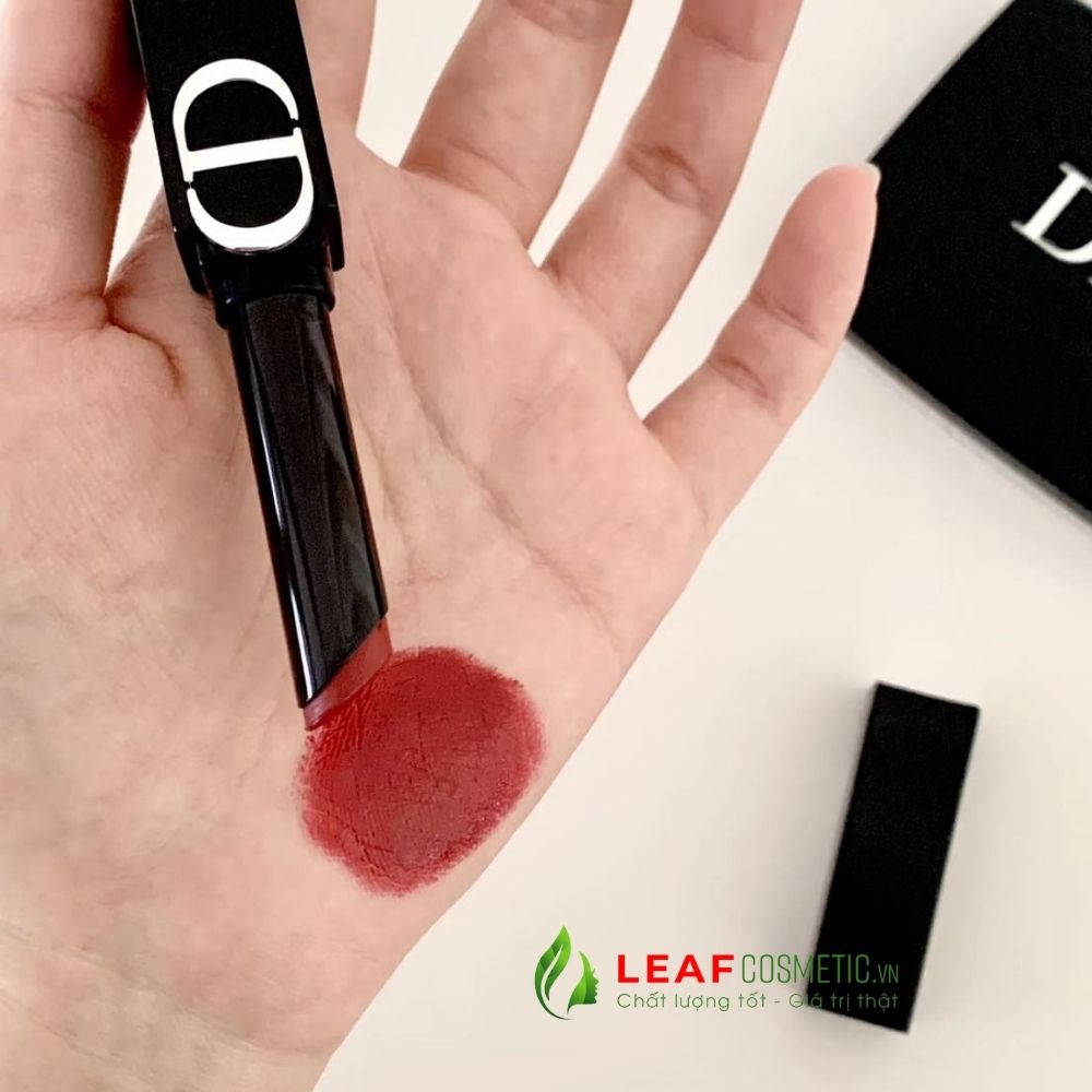 Màu son Dior 550 Red Shock Shine – Đỏ Gạch thời thượng