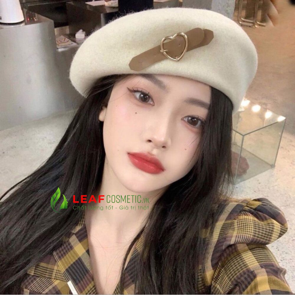 Người mẫu đánh Son Chanel Rouge Coco Flash 90 Jour thanh lịch