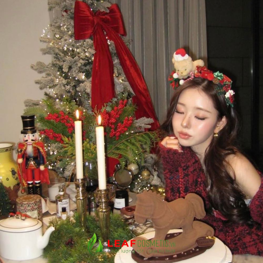 Son Dưỡng Dior Addict Lip Glow Butter 103 Toffee trên môi mẫu