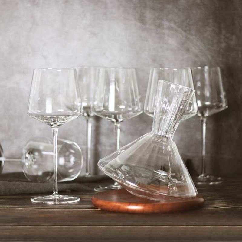 Bình rượu vang pha lê xoay cao cấp