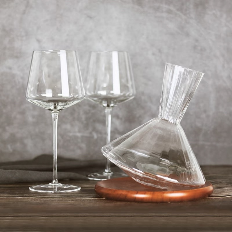 Bình rượu vang pha lê xoay cao cấp