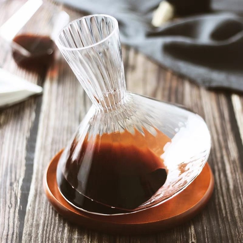 Bình rượu vang pha lê xoay cao cấp