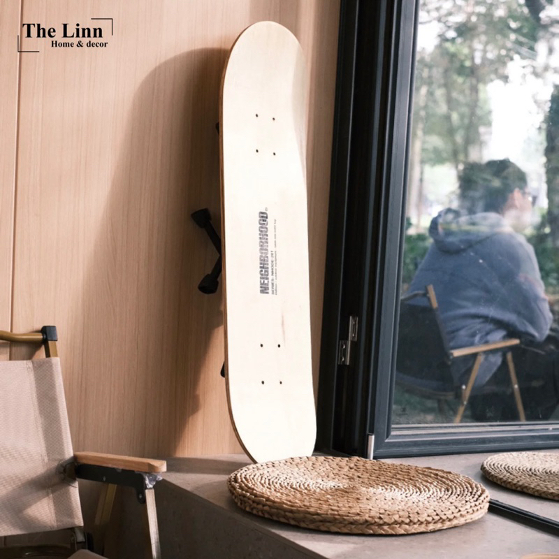 Bàn gấp Ván trượt Neighborhood cao cấp / Skateboard Table