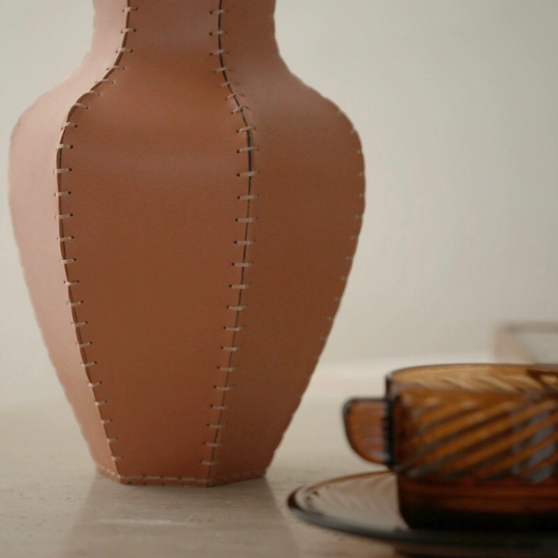 Bình hoa Leather Skirt cao cấp / Leather Skirt Vase