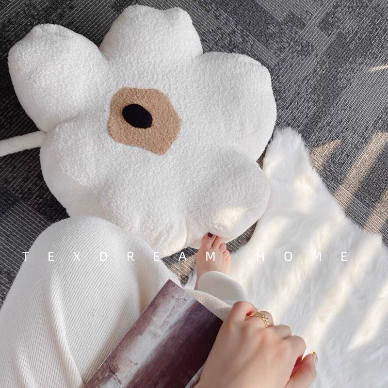 Gối sofa Unikko Flower cao cấp / Unikko Flower Pillow