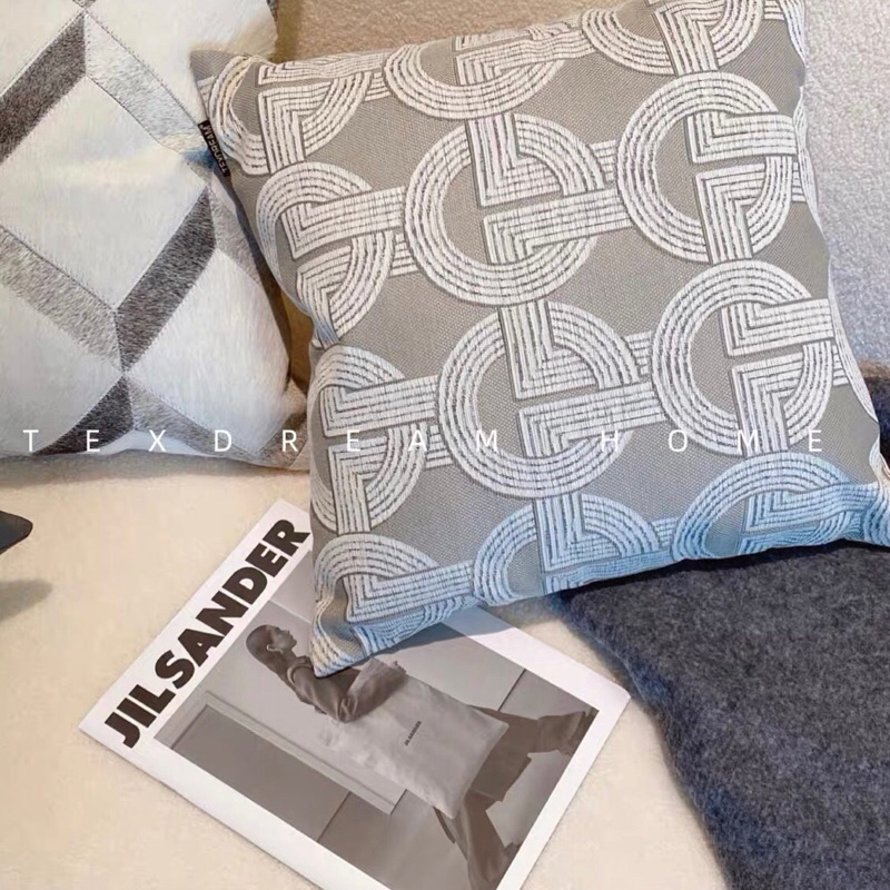 Gối sofa Oyanie cao cấp / Oyanie Pillow