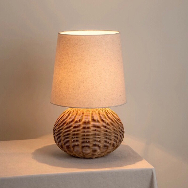 Đèn bàn Willow nhập khẩu cao cấp / Willow Lamp