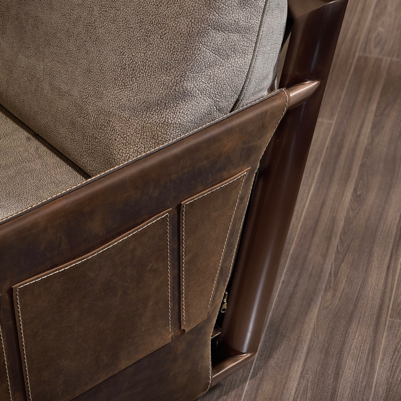 Ghế thư giãn Libary da Nyala cao cấp / Armchair Libary