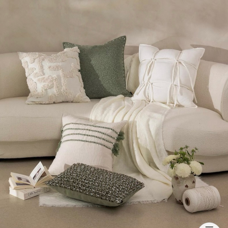 Bộ gối decor Velvet Totem nhập khẩu cao cấp / Velvet Totem Pillow