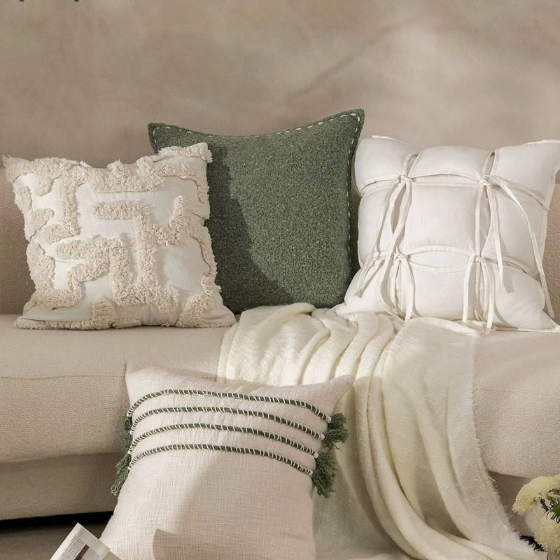 Bộ gối decor Velvet Totem nhập khẩu cao cấp / Velvet Totem Pillow