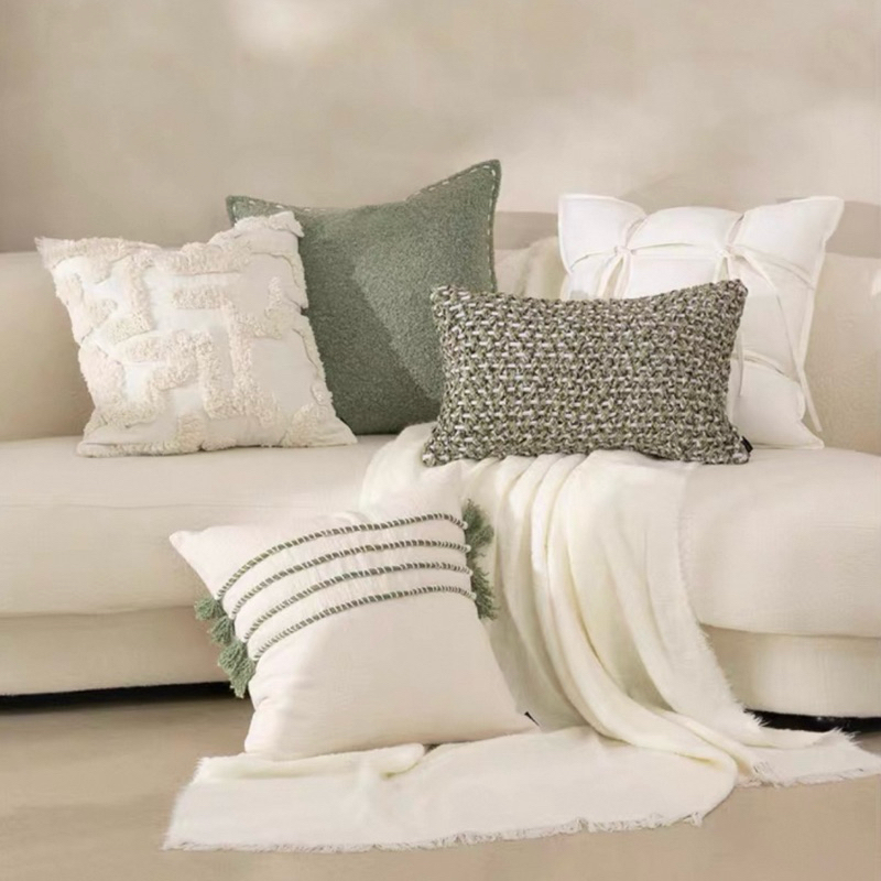 Bộ gối decor Velvet Totem nhập khẩu cao cấp / Velvet Totem Pillow