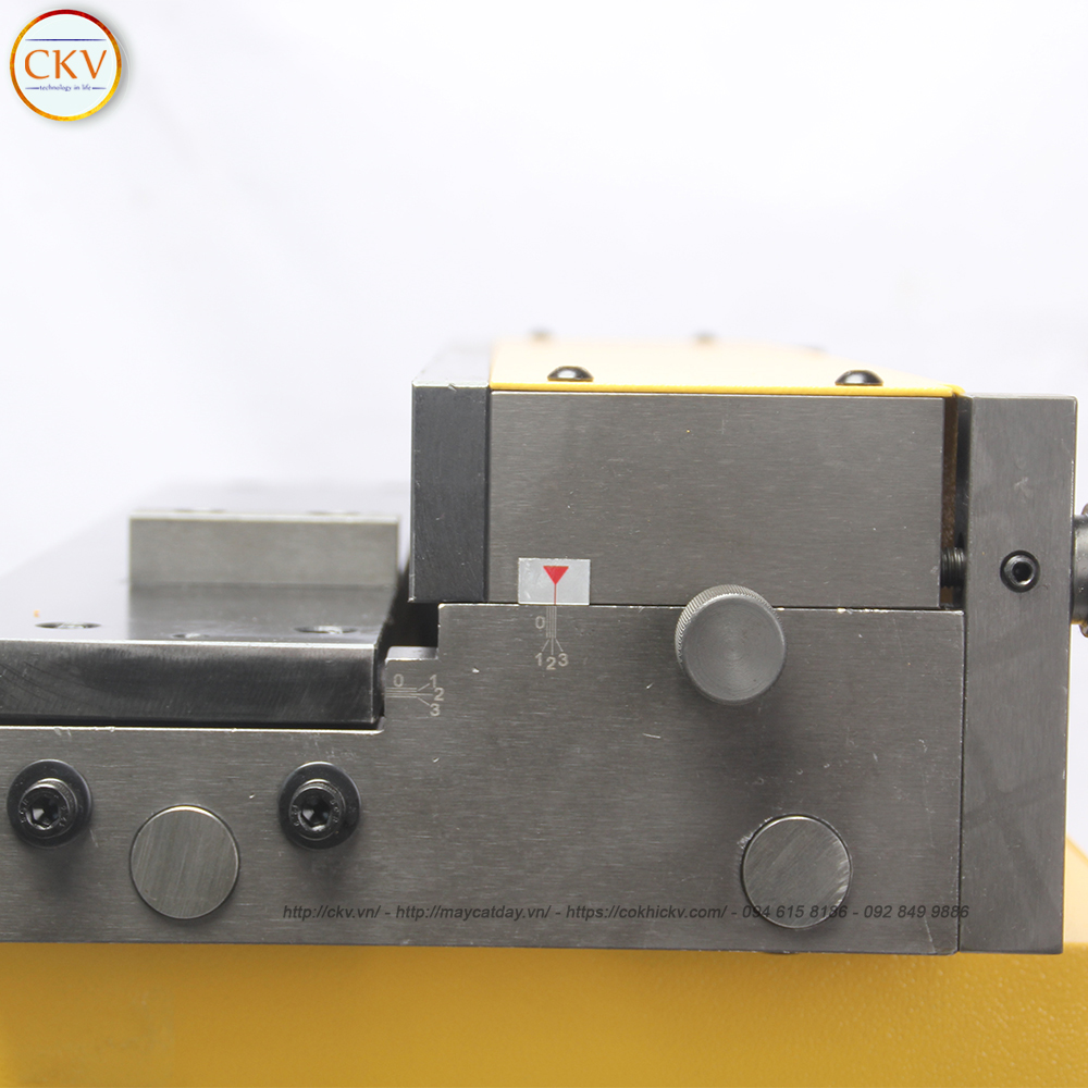 Khóa tăng chỉnh góc vát R Máy vát mép R thép tấm MRCM MR-R700E