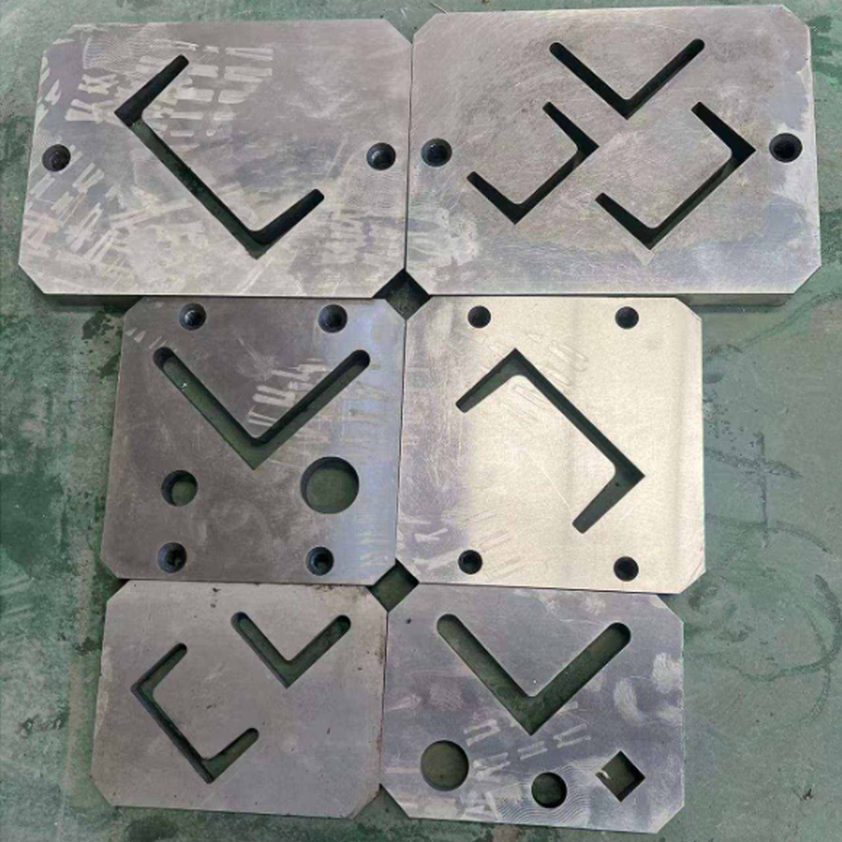 Sản phẩm đột trên tấm phẳng